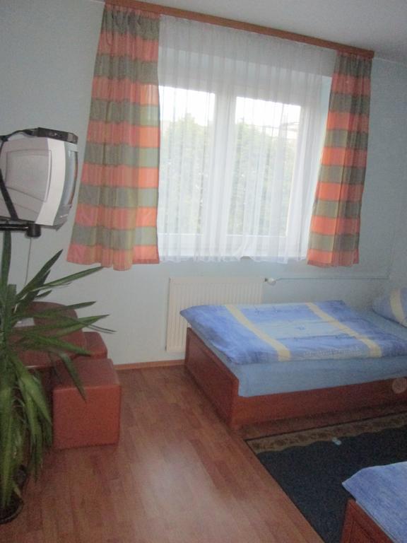 Noclegi Olimp Ополе Номер фото